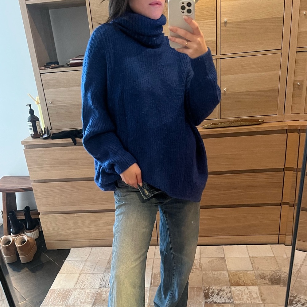 Zara Blue oversized knit sweater